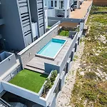 Luxury Beachfront Penthouse In Blouberg- 402 Azul