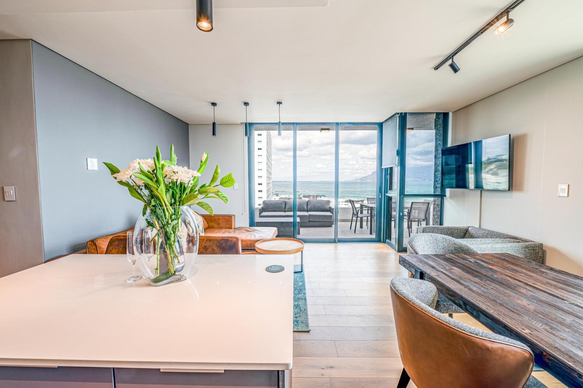 Apartment Luxury Beachfront Penthouse In Blouberg- 402 Azul