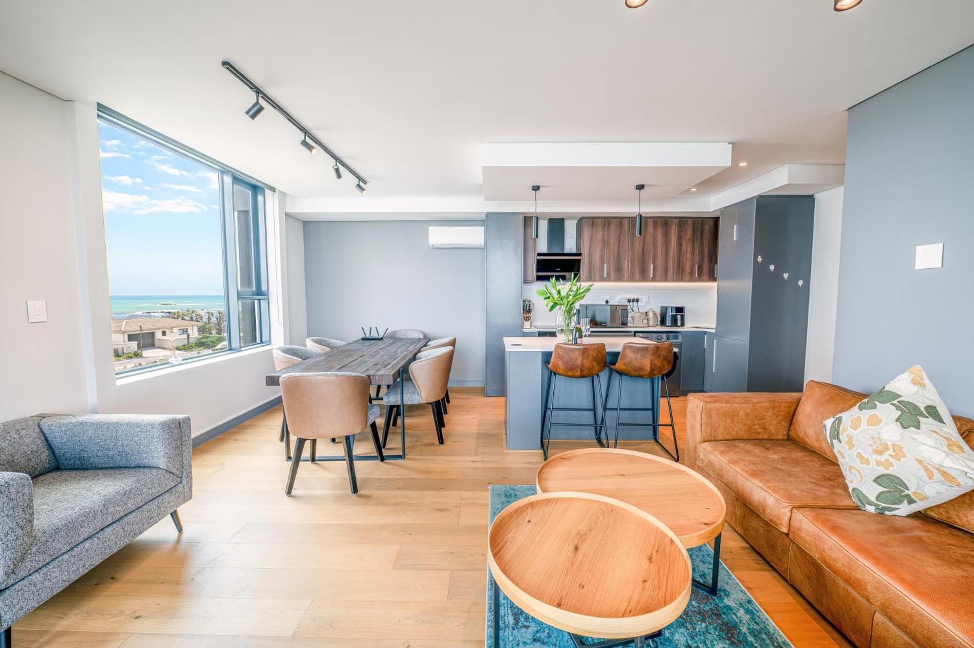 Luxury Beachfront Penthouse In Blouberg- 402 Azul *
